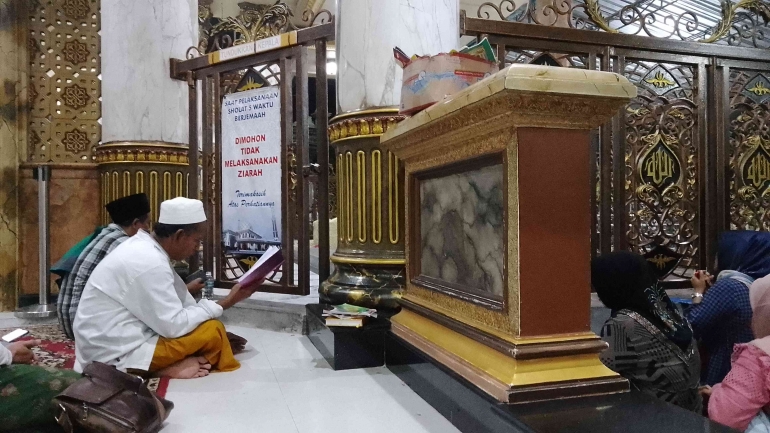 Ziarah ke Mbah Yai Kholil