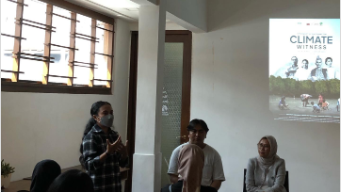 Kondisi Sosio-Emosi dengan Krisis Lingkungan bagi Orang Muda